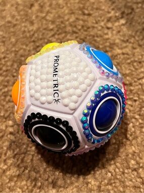Bedazzled fidget toy